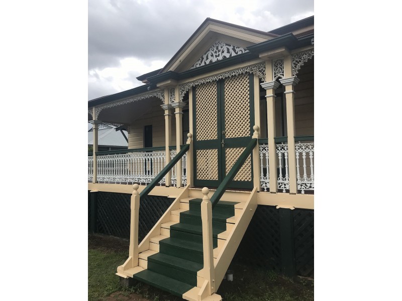 27 Bowley St, Hendra QLD 4011