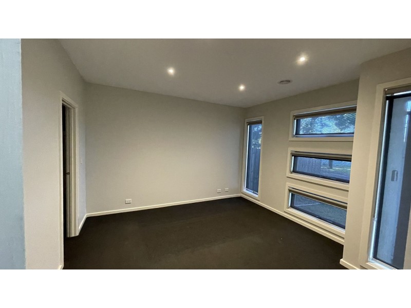 15E Rockbank Rd, Ardeer VIC 3022