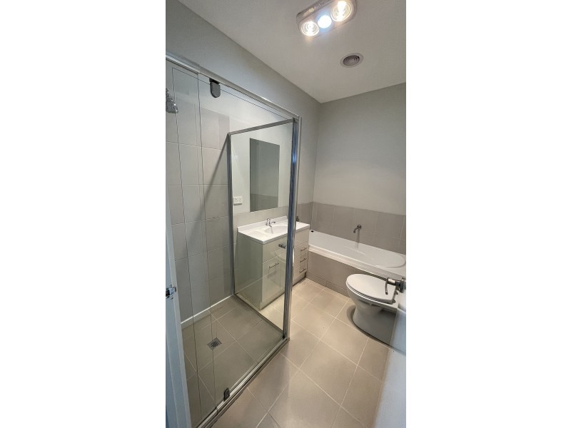 15E Rockbank Rd, Ardeer VIC 3022