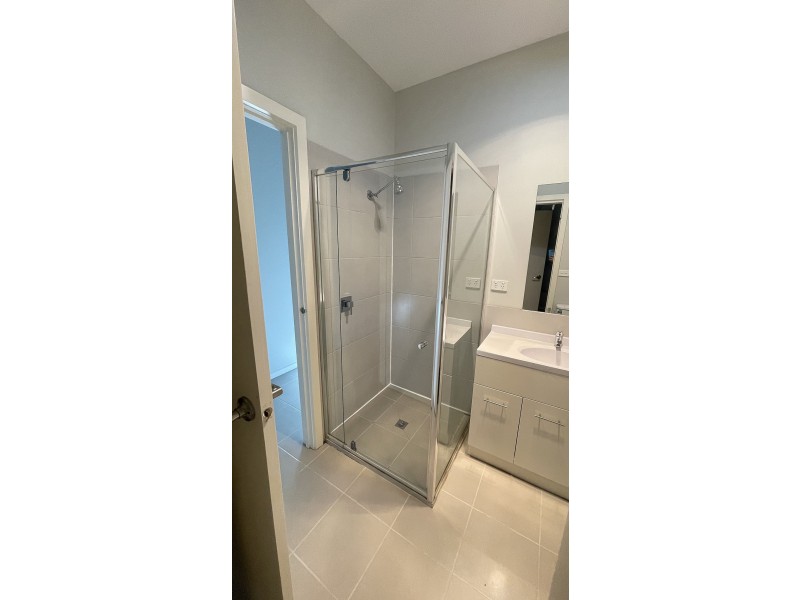 15E Rockbank Rd, Ardeer VIC 3022