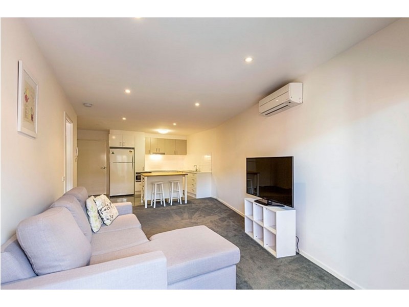 60/39 Jerrabomberra Ave, Narrabundah ACT 2604