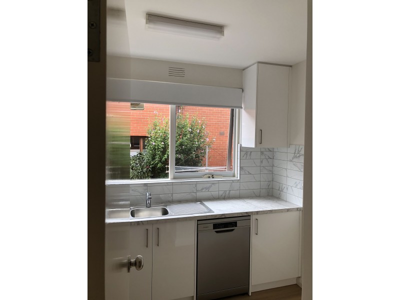 4/10 Payne St, Caulfield North VIC 3161