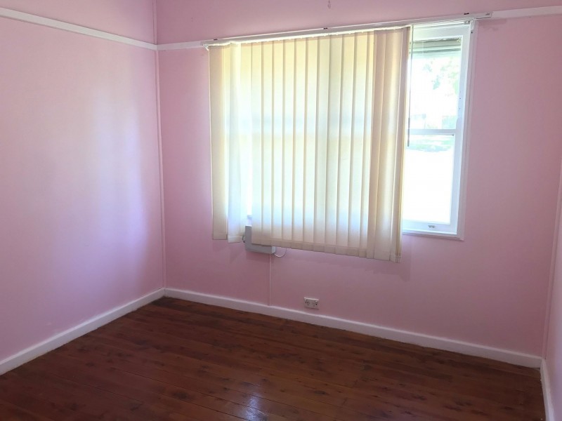 49 Bradbury Ave, Bradbury NSW 2560