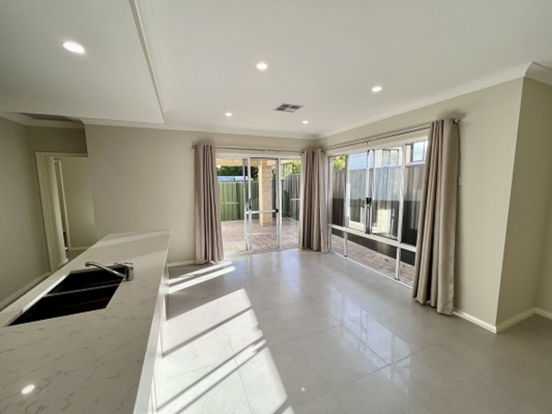 59C Riseley St, Ardross WA 6153