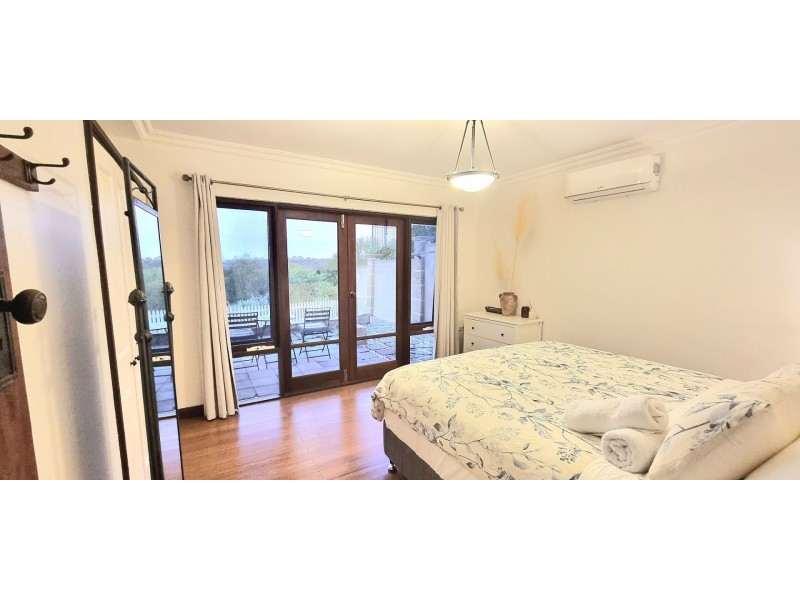 33 Stone St, Maylands WA 6051