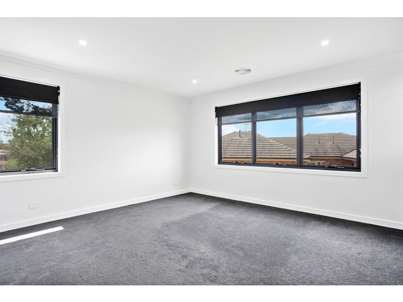 4 Grimston Cct, Goulburn NSW 2580