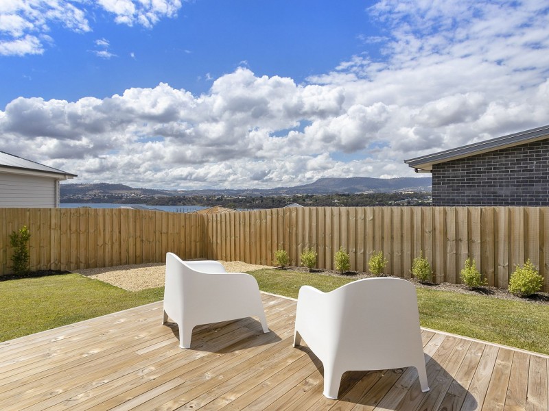 11 Saw Mill Ct, Austins Ferry TAS 7011