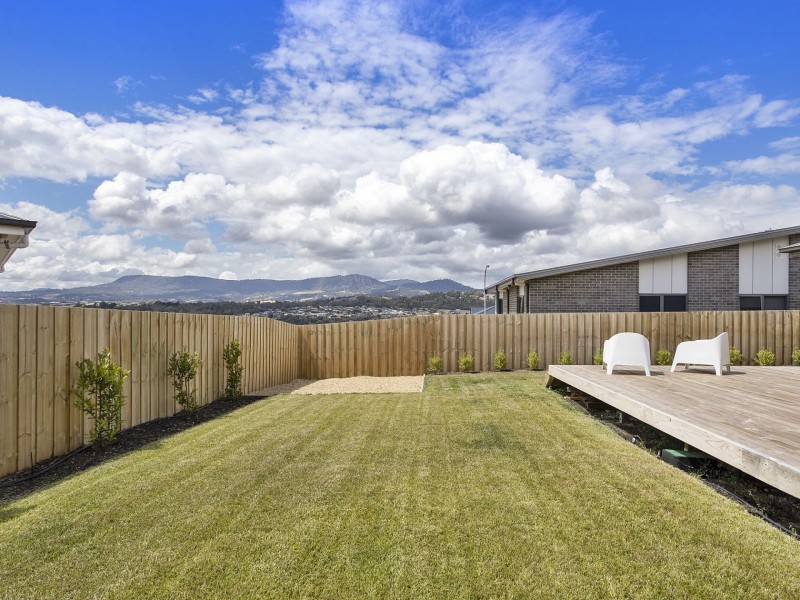 11 Saw Mill Ct, Austins Ferry TAS 7011