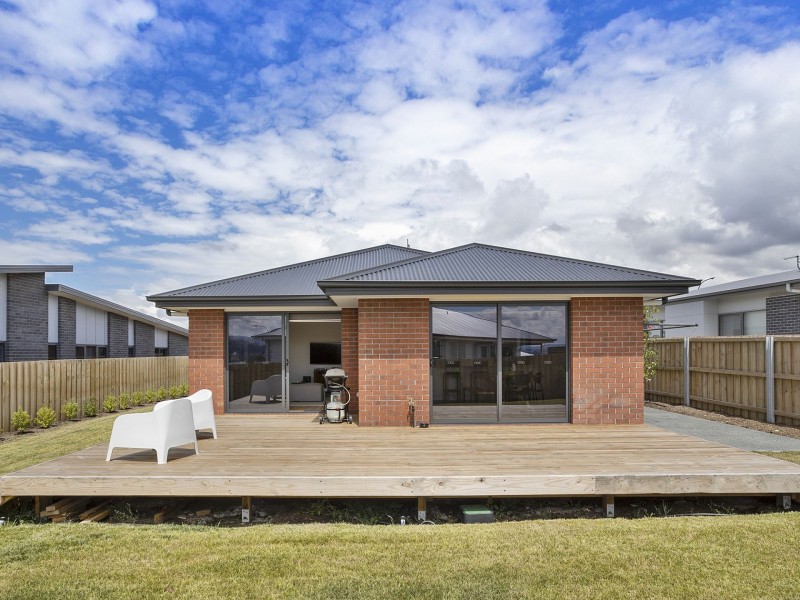 11 Saw Mill Ct, Austins Ferry TAS 7011