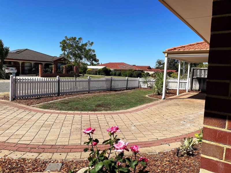 17 Angophora Ave, Ellenbrook WA 6069