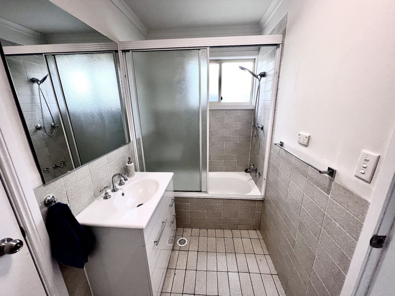 25a Hammers Rd, Northmead NSW 2152