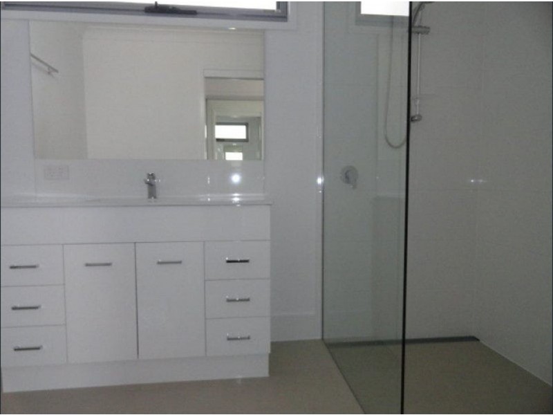 1/66 Lighthouse Cct, Birtinya QLD 4575