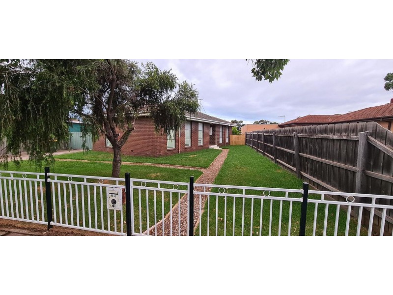 41 Mccoubrie Ave, Sunshine West VIC 3020