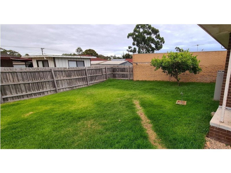 41 Mccoubrie Ave, Sunshine West VIC 3020