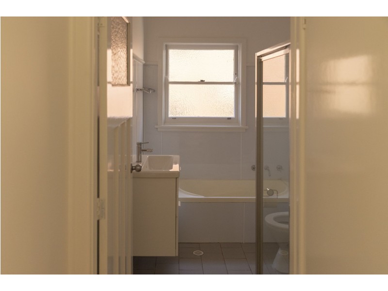 56 Robertson St, Port Kembla NSW 2505