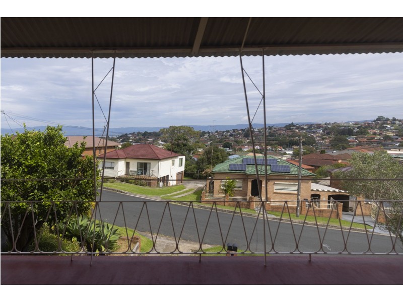 56 Robertson St, Port Kembla NSW 2505