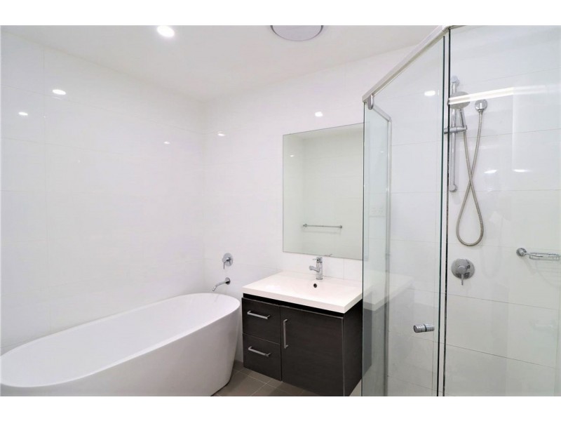 506/7-11 Derowie Ave, Homebush NSW 2140