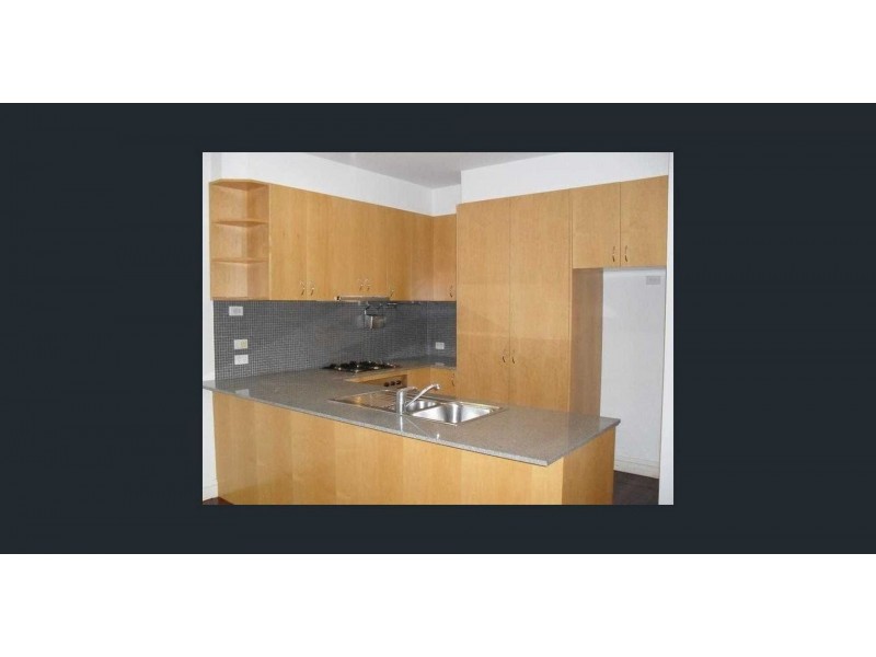 2/49 Spenser St, St Kilda VIC 3182