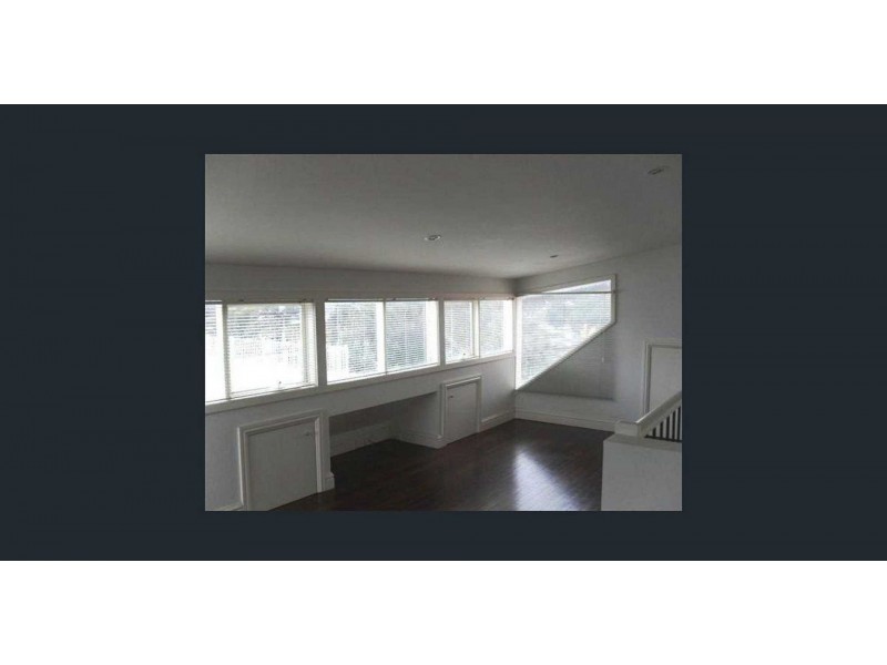 2/49 Spenser St, St Kilda VIC 3182