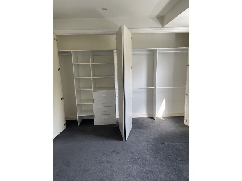 2/49 Spenser St, St Kilda VIC 3182