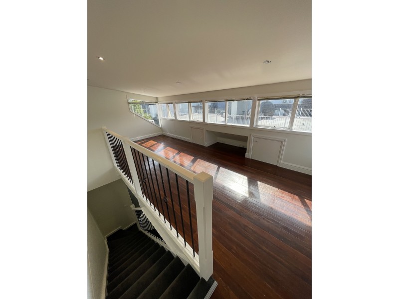 2/49 Spenser St, St Kilda VIC 3182