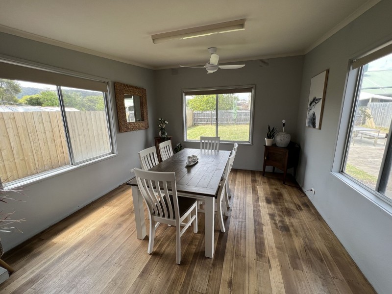 23 Rosemore Rd, Rosebud VIC 3939
