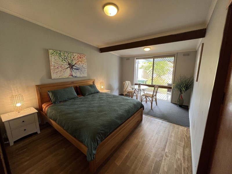 23 Rosemore Rd, Rosebud VIC 3939