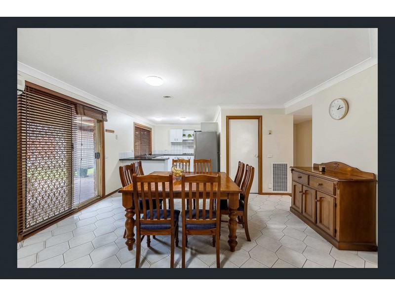 61 Grand Pde, Epping VIC 3076