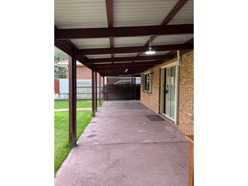 61 Grand Pde, Epping VIC 3076