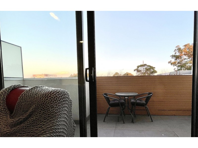 214/278 Charman Rd, Cheltenham VIC 3192