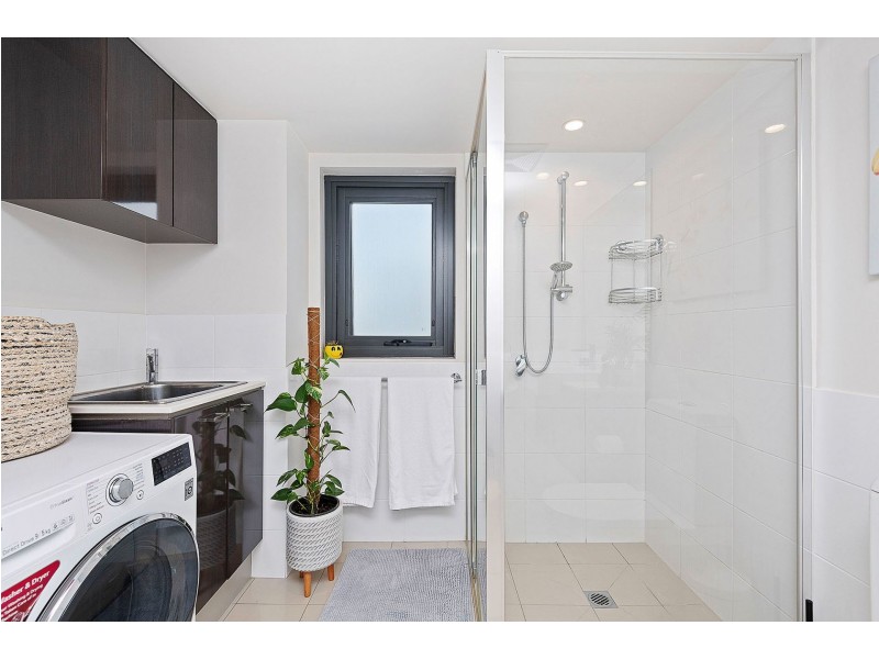 74/1 Rowe Ave, Rivervale WA 6103