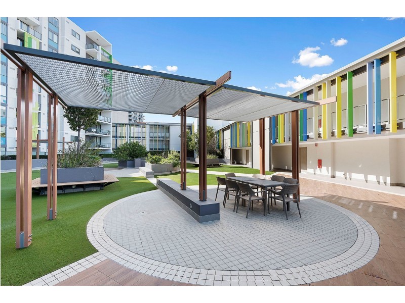 74/1 Rowe Ave, Rivervale WA 6103