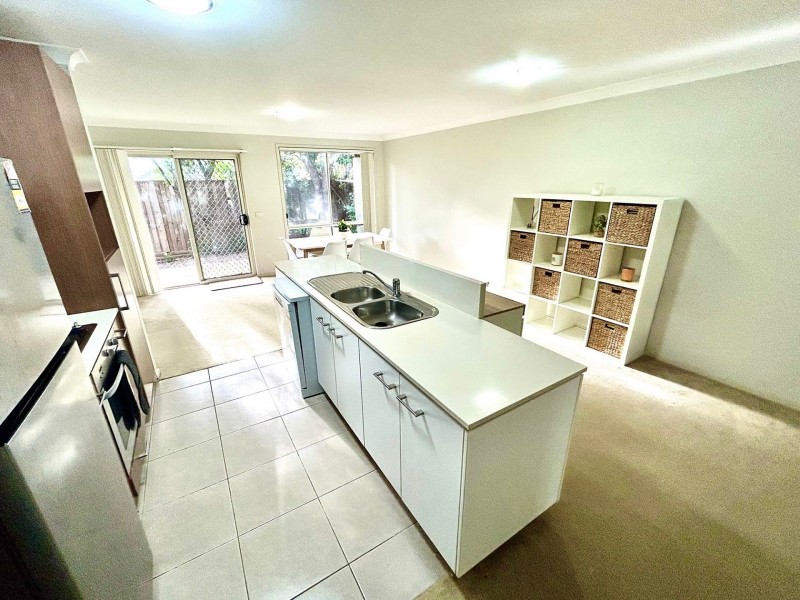 7 Morningside Pde, Holsworthy NSW 2173