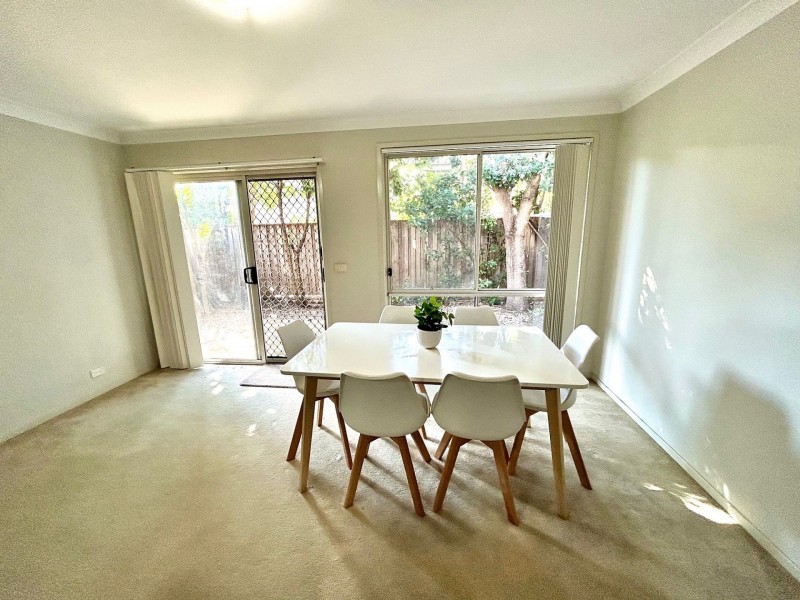 7 Morningside Pde, Holsworthy NSW 2173