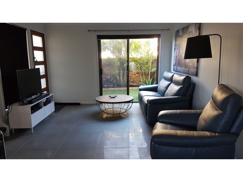 5/12 Hopetoun St, Woonona NSW 2517