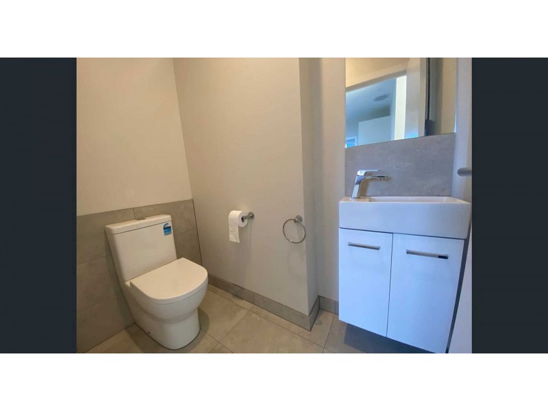 2/16 Nott St, Belmont VIC 3216