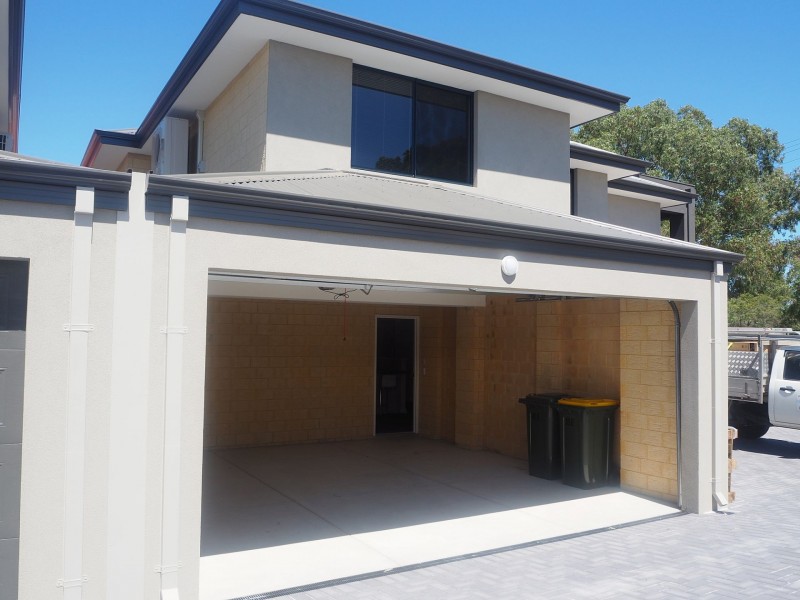 10 Page Ave, Bentley WA 6102