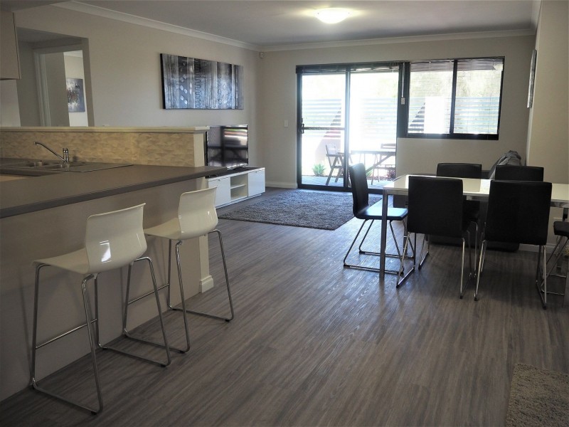 10 Page Ave, Bentley WA 6102