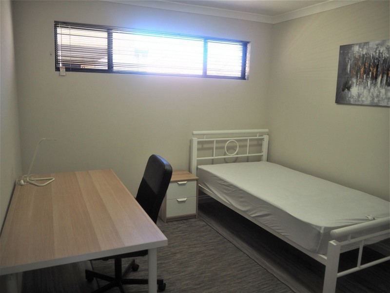 10 Page Ave, Bentley WA 6102