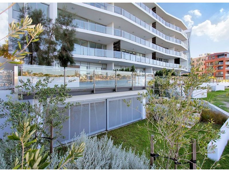 7/2 Doepel St, North Fremantle WA 6159