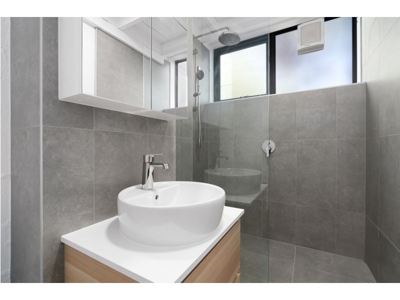 8/60 Chomley St, Prahran VIC 3181