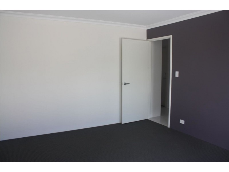 6 Gonaning St, Ellenbrook WA 6069