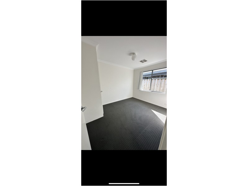 6 Gonaning St, Ellenbrook WA 6069