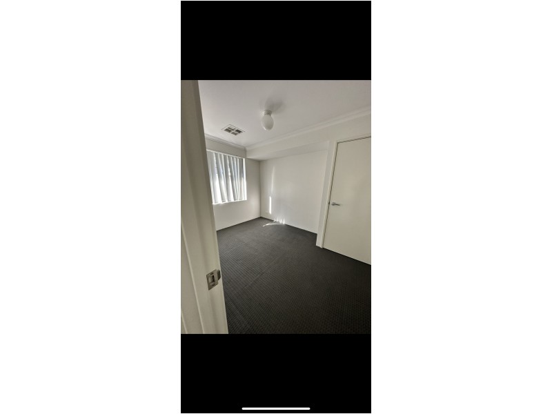 6 Gonaning St, Ellenbrook WA 6069