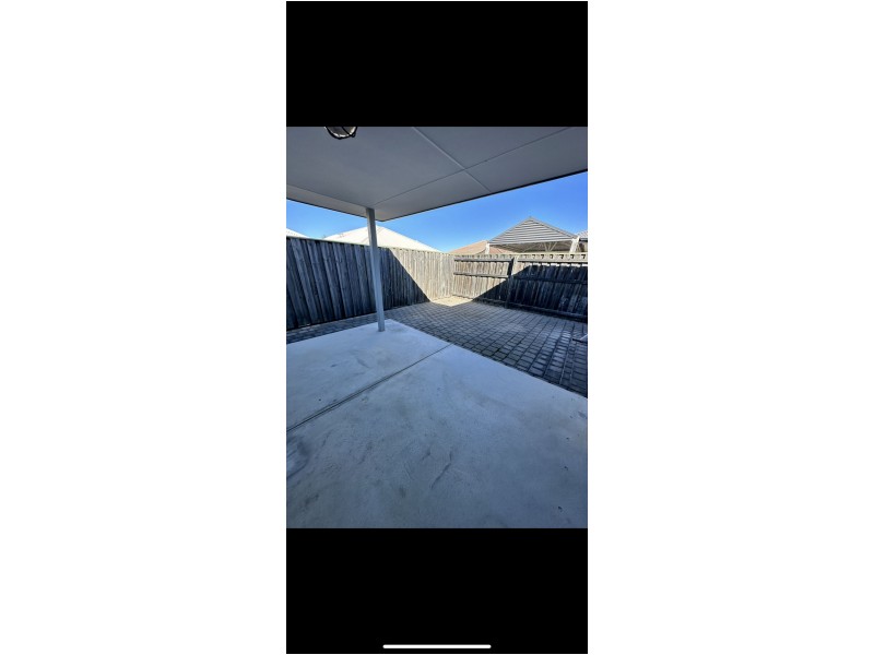 6 Gonaning St, Ellenbrook WA 6069