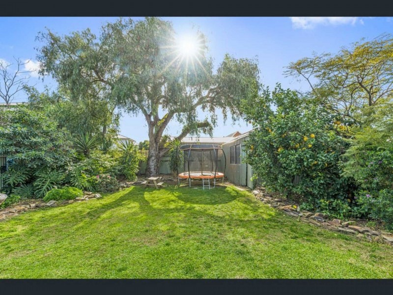 19 Gordon St, Semaphore Park SA 5019