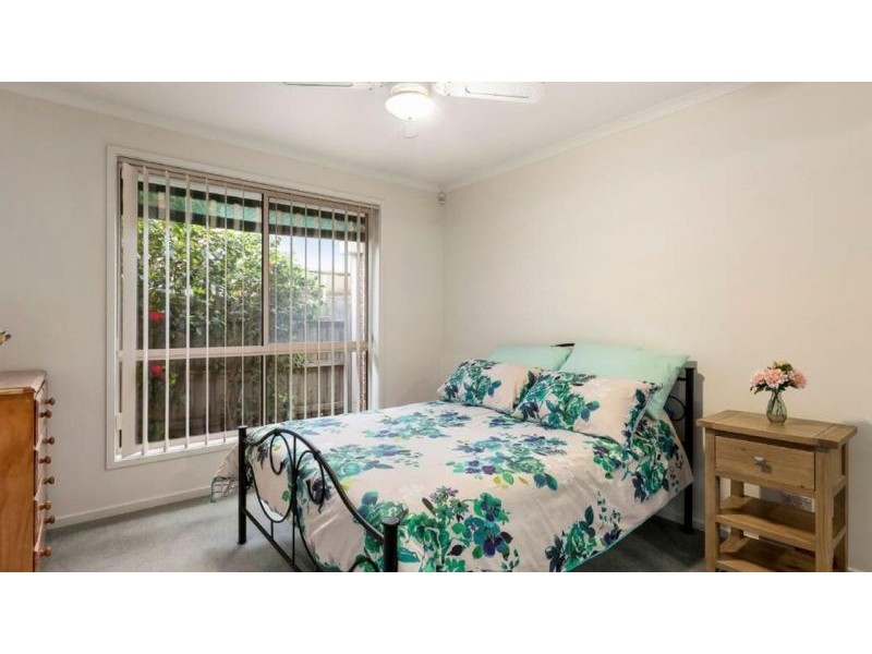2/22 Oak Street, Preston VIC 3072