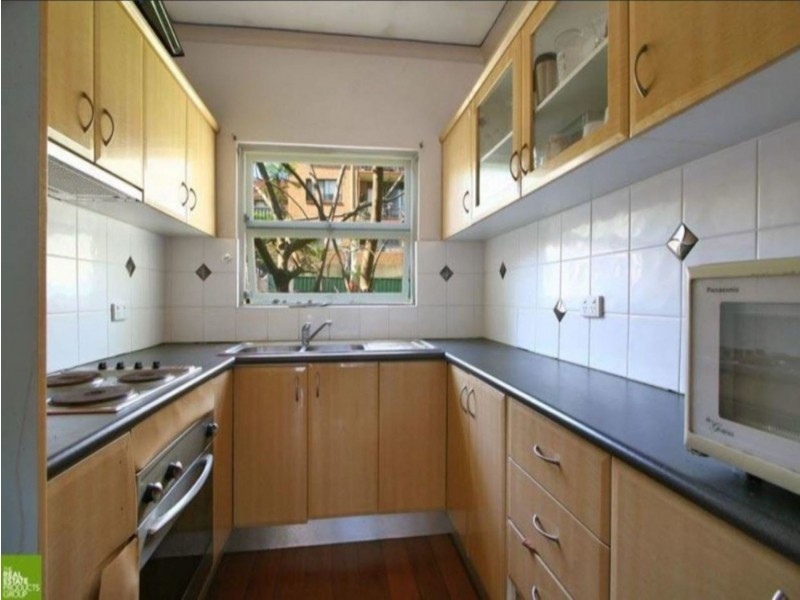 3/2 Park St, Wollongong NSW 2500