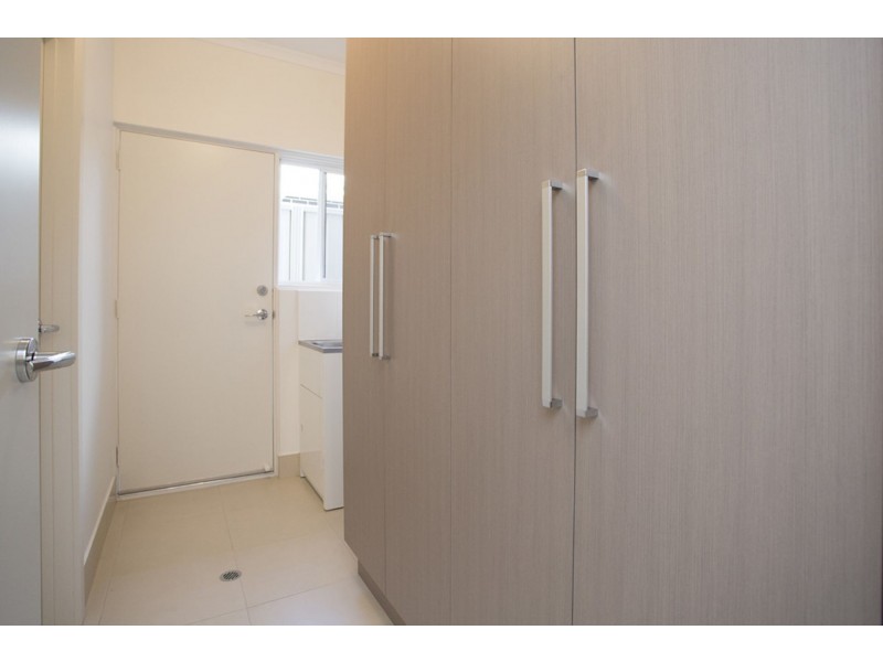 15 Selkirk Ave, Clearview SA 5085