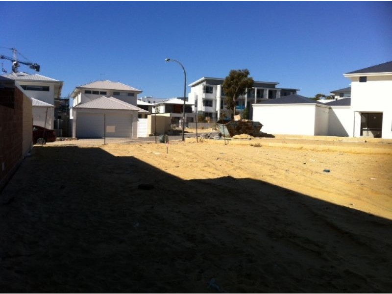 11 Emerald Way, Carine WA 6020